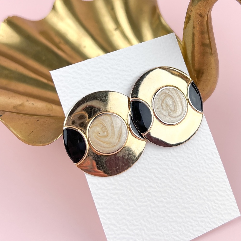 Vintage 80s Metal Circle Gold Black Bold Statement Stud Earrings